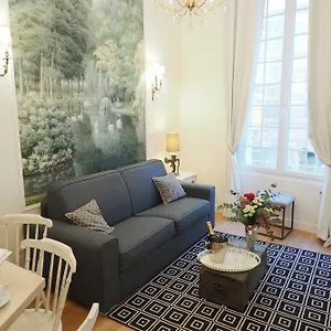 Apartment Louvre Opera Design Chicsuites, Paris